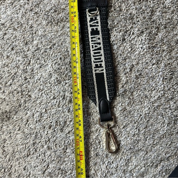 Steve Madden Bsamm Crossbody sling Bag Black faux leather gold hardware punk - Picture 6 of 8